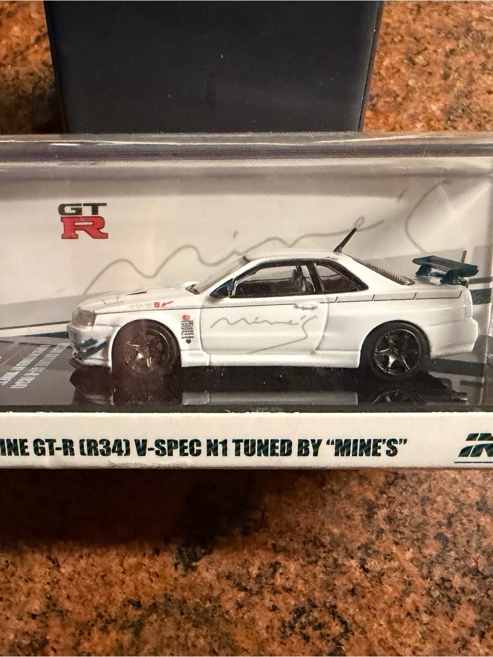 MINE'S Nissan GT-R R34 V-Spec N1 Die-Cast Car - White